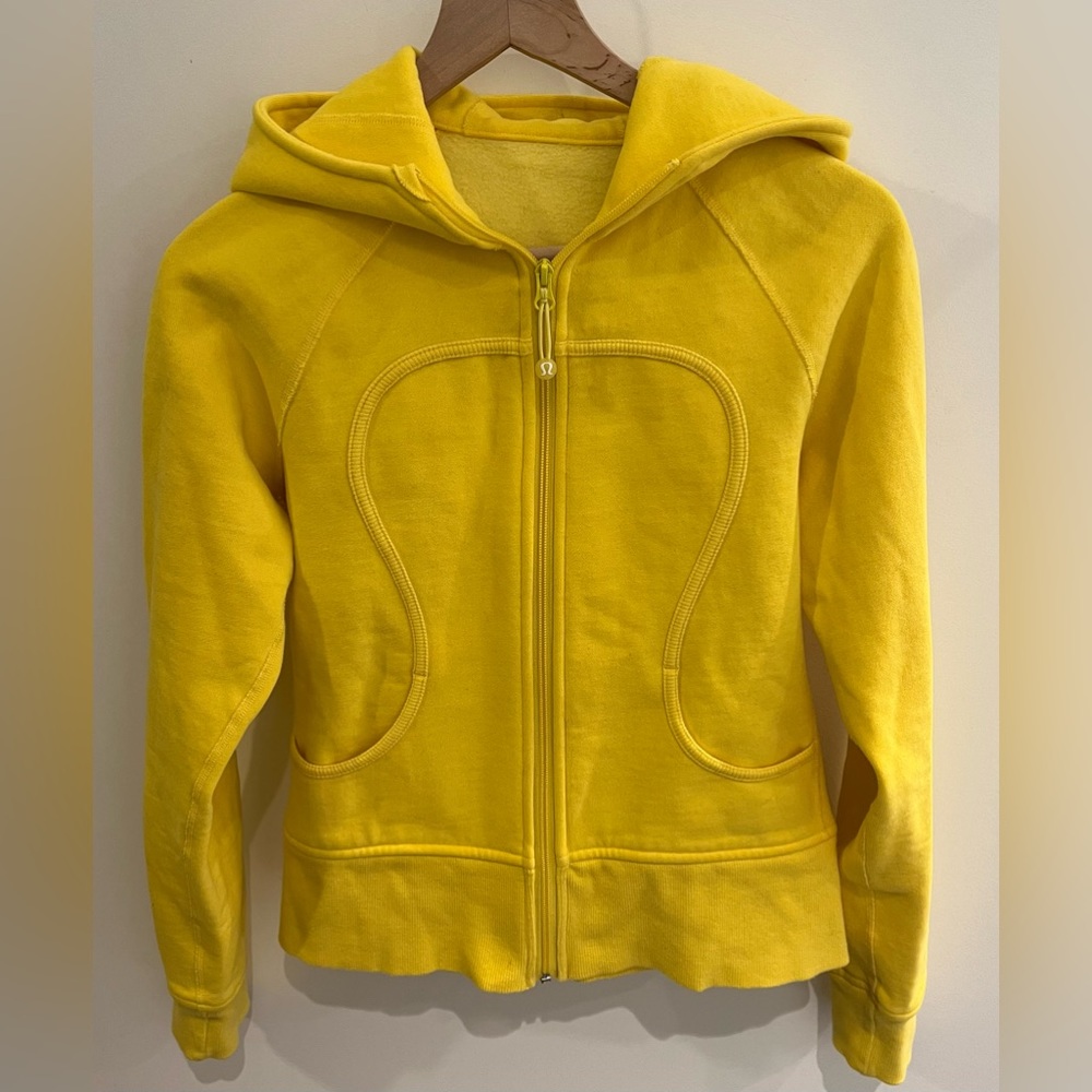 Lululemon Fleece Lined Yellow Scuba Zip Up Hoodie Sweatshirt, Navy Logo,…